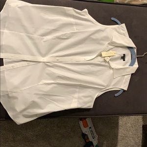 Talbots women, white sleeveless button down